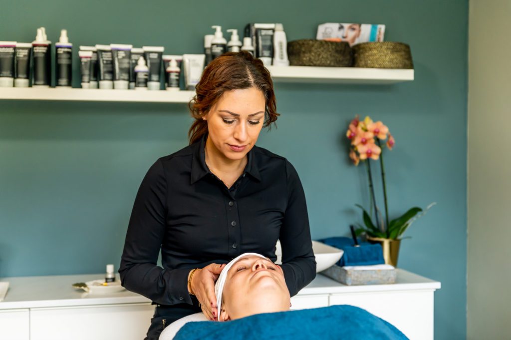 Schoonheidsbehandeling-salon-hattem-Asra-2